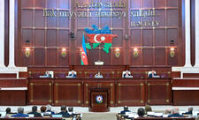 Milli Məclisin iclası başlayıb