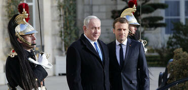 Makron Netanyahu ilə danışdı