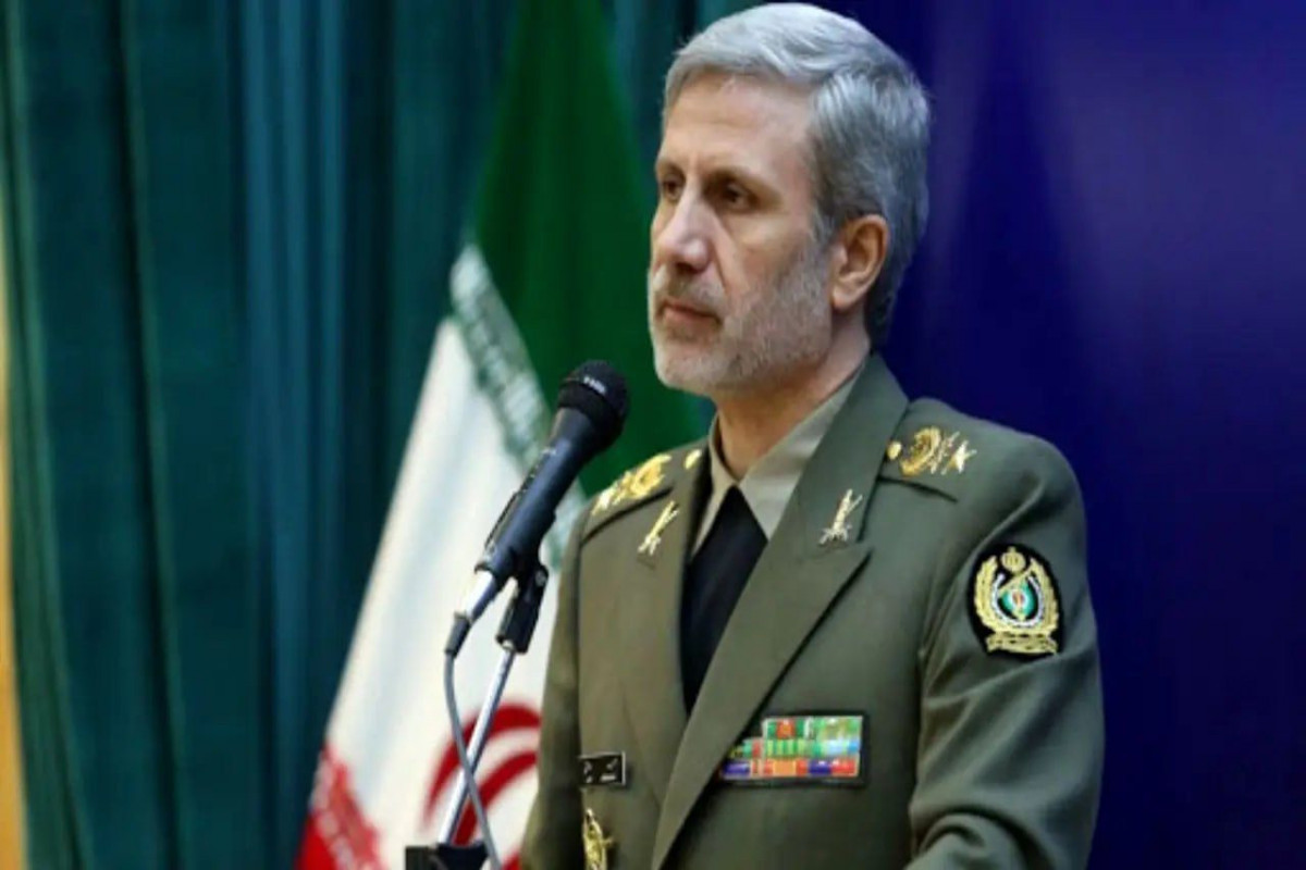 General Əmir Hatəmi yeni ordu komandanı təyin edilib