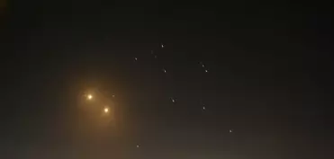 İranın İsrailə yeni raket hücumu başlayıb