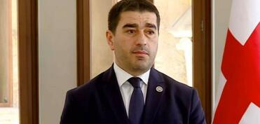Gürcüstan parlamentinin sədri Türkiyəyə yollanıb