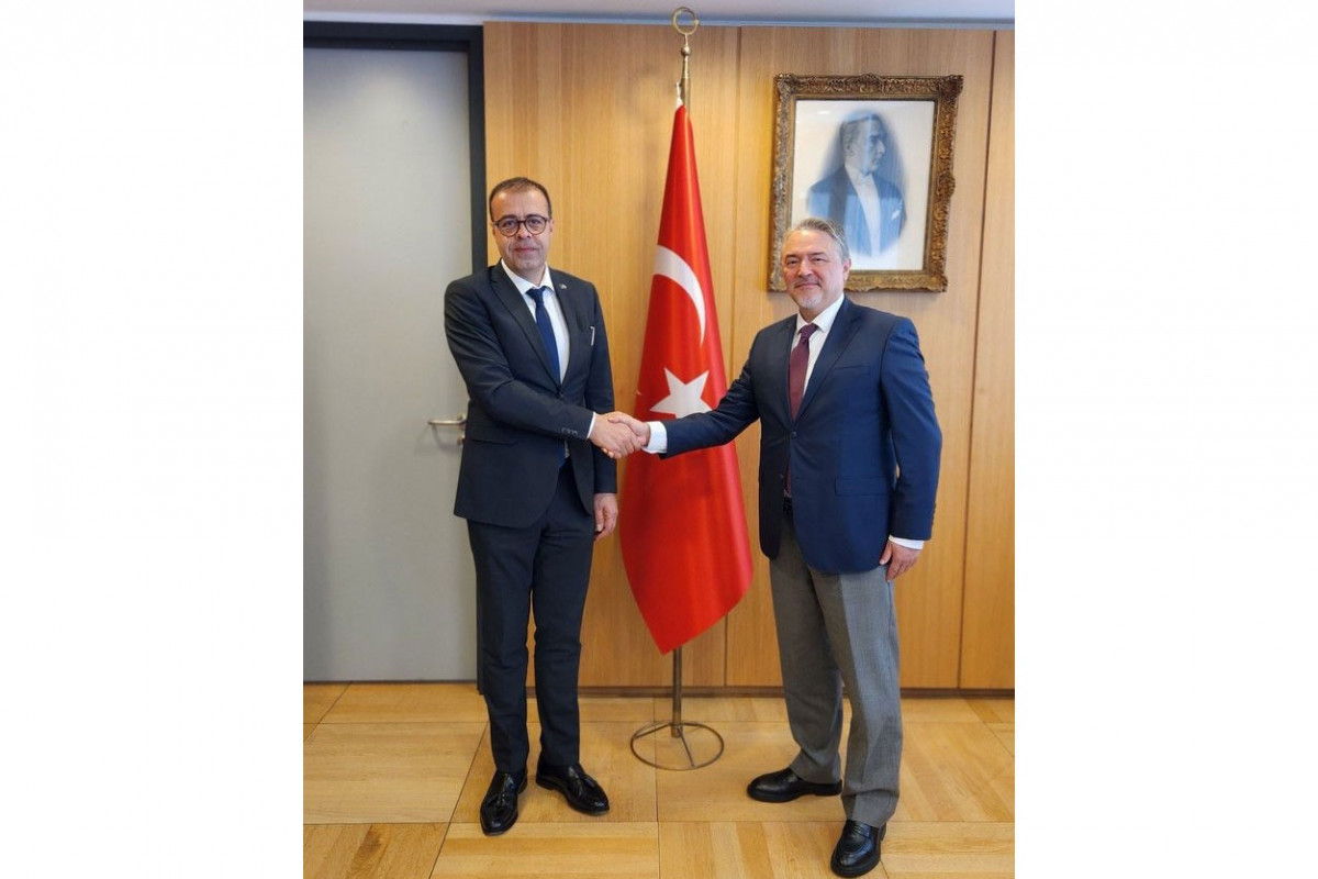 Cəfər Hüseynzadə NATO-dakı türkiyəli həmkarı ilə Azərbaycan-Türkiyə əməkdaşlığını müzakirə edib