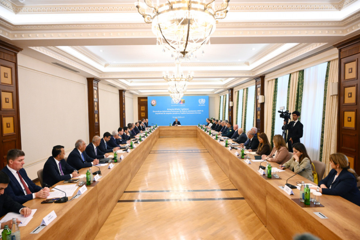 BMT-nin Ümumdünya Şəhərsalma Forumunun 13-cü sessiyasının keçirilməsi ilə əlaqədar yaradılmış Təşkilat Komitəsinin ilk iclası olub