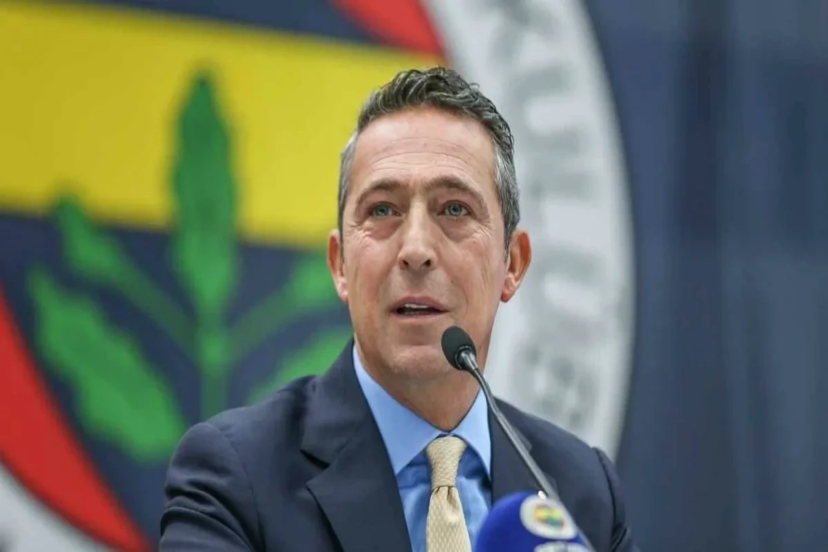 "Fənərbaxça"nın Prezidenti Ali Koç Azərbaycana gəlib