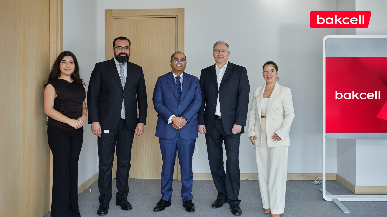 “Bakcell” “PwC illik CEO sorğusu”nda iştirak edib