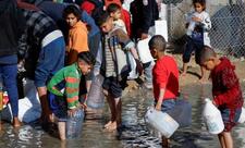 UNICEF: Qəzzada yanacaq blokadası sona çatmasa, uşaqlar susuzluqdan ölməyə başlayacaq