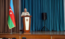Kərim Vəliyev Heydər Əliyev adına Hərbi İnstitutda olub