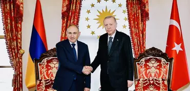 Ərdoğanla Paşinyan arasında görüş başlayıb