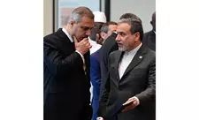 Hakan Fidan Araqçi ilə görüşüb