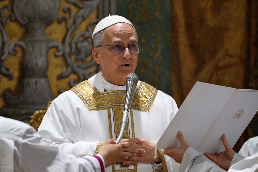 Roma Papası müharibələrin dayandırılmasına çağırdı