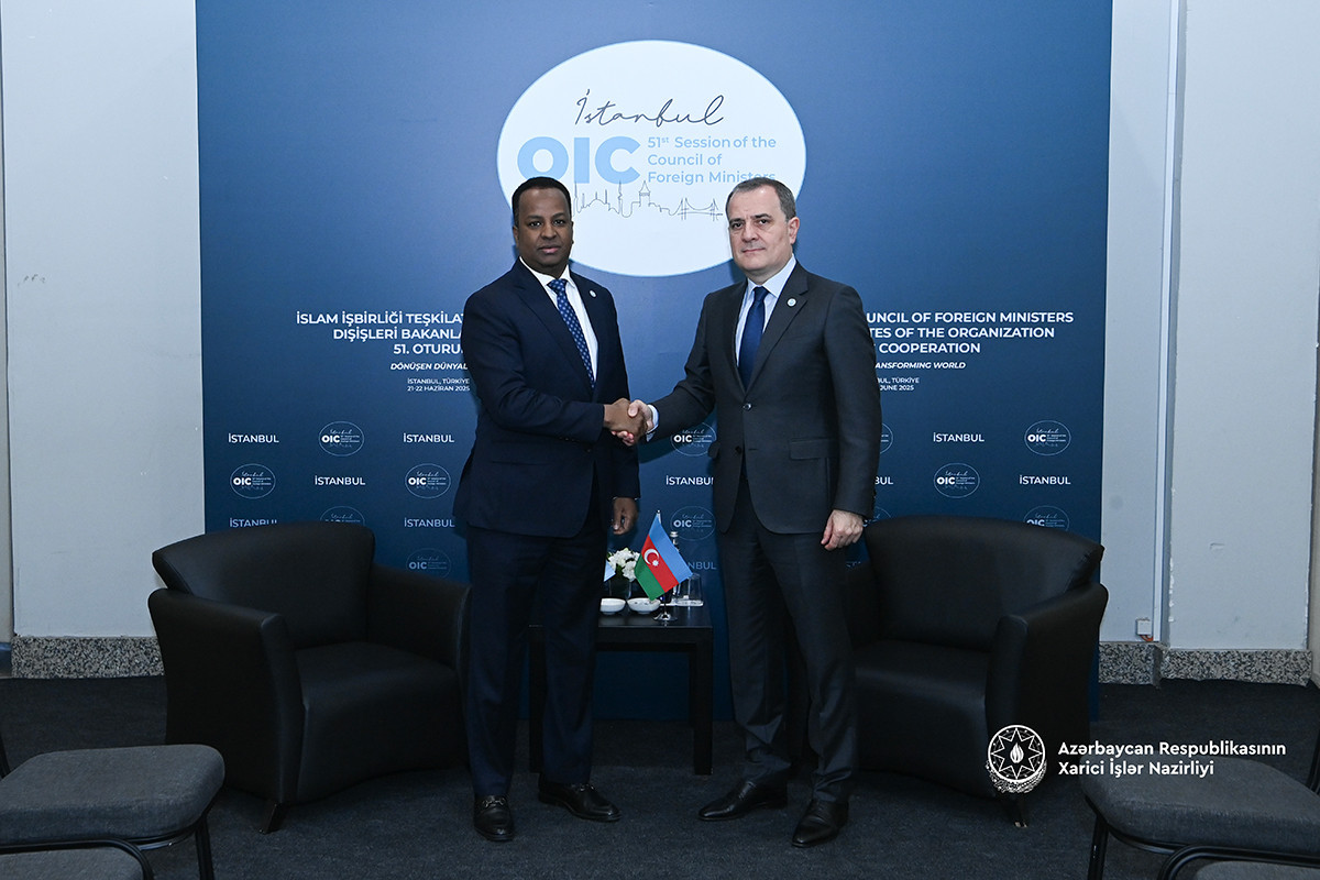 Azərbaycan və Somali XİN başçılarının görüşü olub