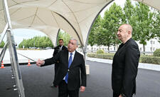 Prezident Bakı-Ələt-Qazax-Gürcüstan ilə dövlət sərhədi magistral yolunun Yevlaxdan keçən hissəsində görülən işlərlə tanış olub - YENİLƏNİB