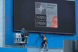 NATO-nun hərbi siyasətinə qarşı etiraz aksiyası keçirilib
