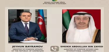 Ceyhun Bayramov BƏƏ xarici işlər naziri ilə telefon danışığı aparıb