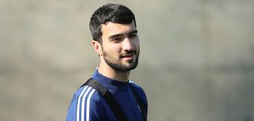 Mahir Emreli Almaniya klubunda 10 nömrəli formanı geyinəcək