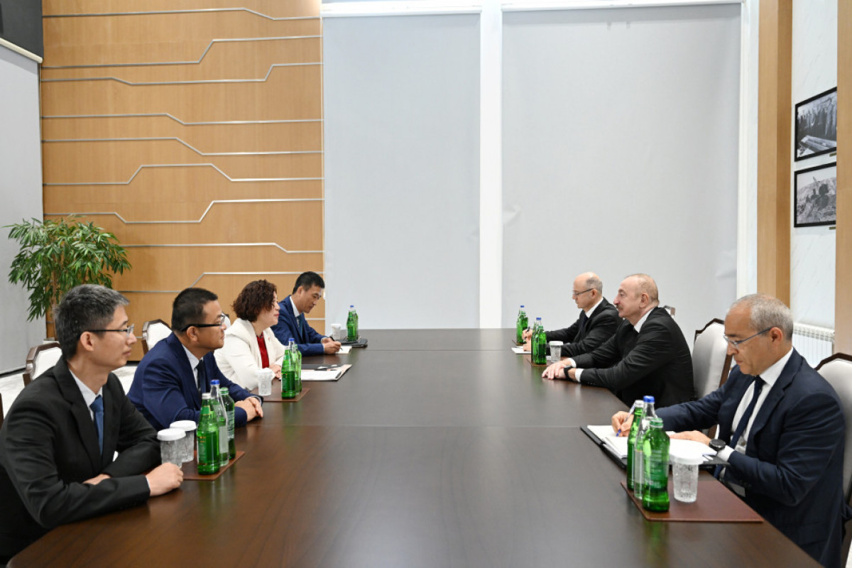 Prezident “Dongfang Electric İnternational Corporation”ın sədrini qəbul edib