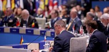 NATO kommunikesində Rusiya tənqidi yumşaldıldı
