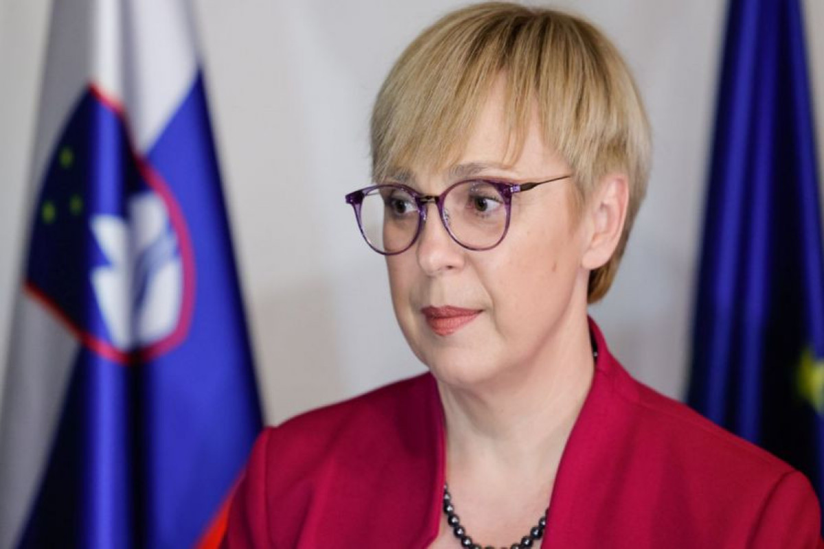 Azərbaycan lideri Sloveniya Prezidentinə təbrik ünvanlayıb