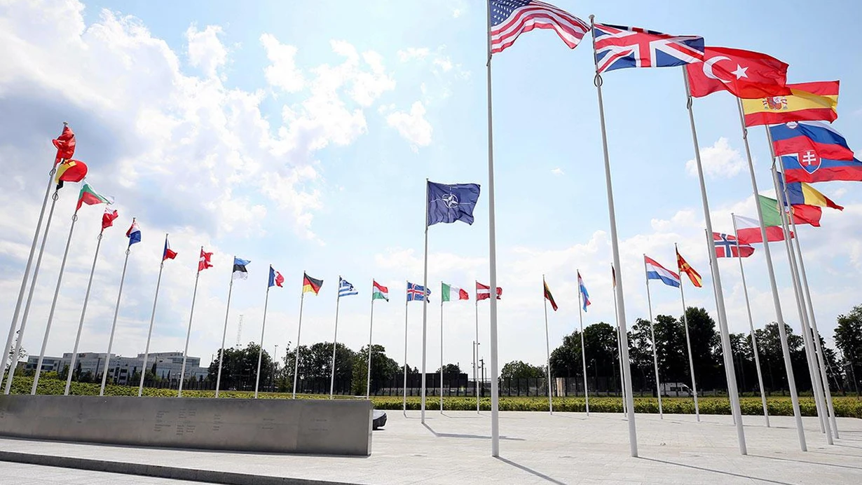 NATO-da ittifaqın ilk "Ticarət Kosmik Strategiyası" təsdiqləndi
