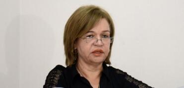 Ədəbiyyat nəzəriyyəsi üzrə ilk qadın elmlər doktoru...