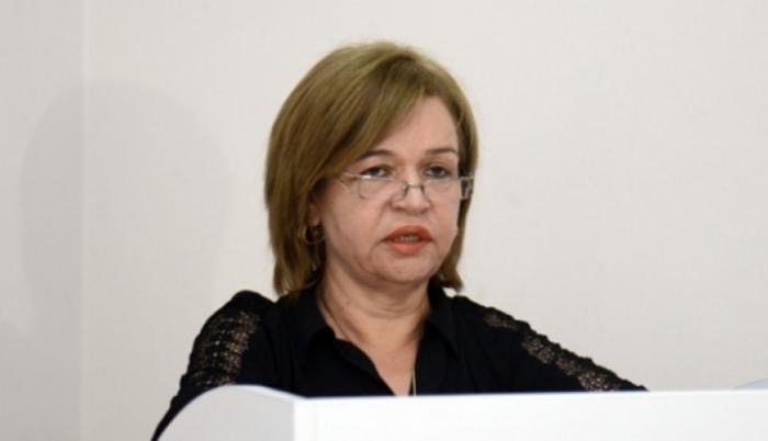 Ədəbiyyat nəzəriyyəsi üzrə ilk qadın elmlər doktoru...