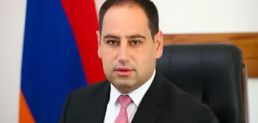Ermənistanlı nazir İstanbulda Türkiyənin daha bir rəsmisi ilə görüşüb