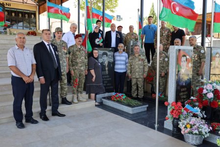 QHT şəhid ailəsini ziyarət edib - FOTO