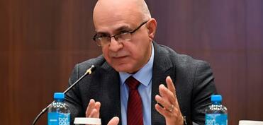 “Bu proseslər təsadüfi deyil”