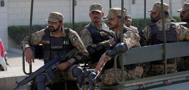 Pakistan Ordusu ölkənin cənub-qərbində iki terrorçunu zərərsizləşdirib