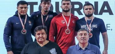 Azərbaycan güləşçiləri Türkiyədə keçirilən xatirə turnirini 8 medalla başa vurublar