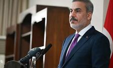 Türkiyəli nazirdən Məhəmməd Peyğəmbərin karikaturasını dərc edən jurnala sərt reaksiya