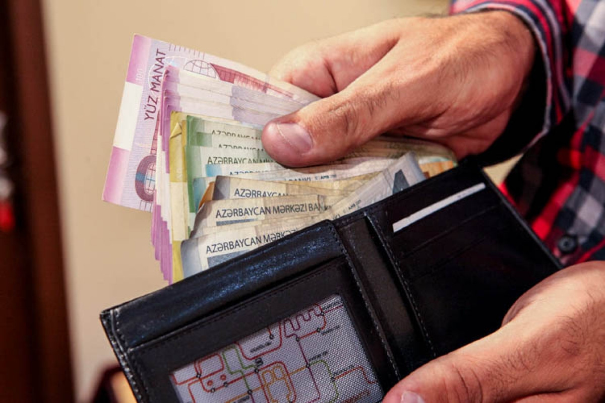 Bu gündən Azərbaycanda sosial müavinətlər və təqaüdlər artırılıb
