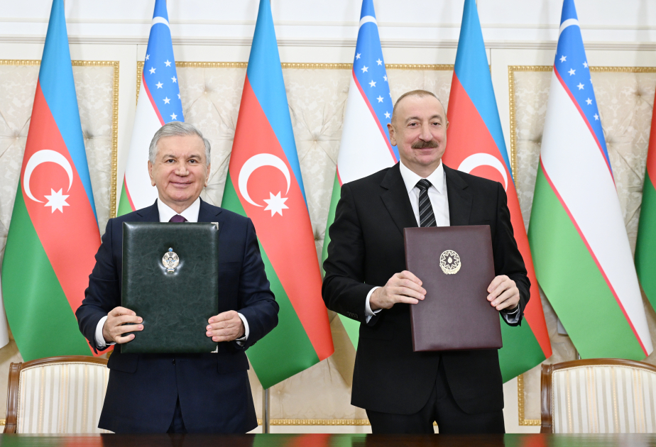Azərbaycan və Özbəkistan arasında imzalanmış sənədlərin mübadiləsi mərasimi olub