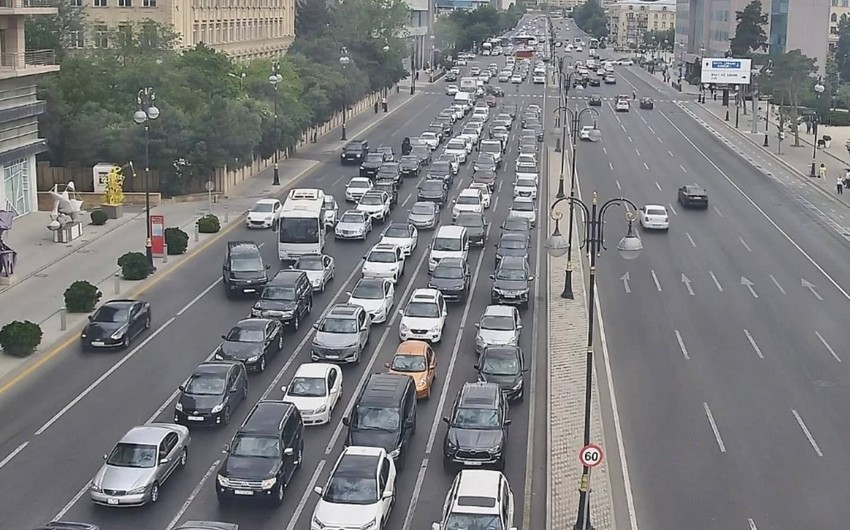 Bakıda bu yollarda sıxlıq var - SİYAHI