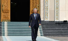 Şavkat Mirziyoyev Azərbaycana səfərə yola düşüb