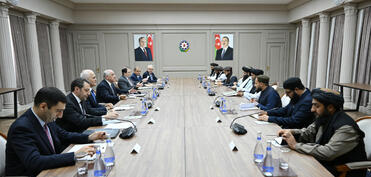 Baş nazir Əli Əsədov Əfqanıstanın Baş nazirinin müavini ilə görüşüb