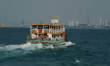 Bali sahillərində 53 sərnişin daşıyan bərə batıb