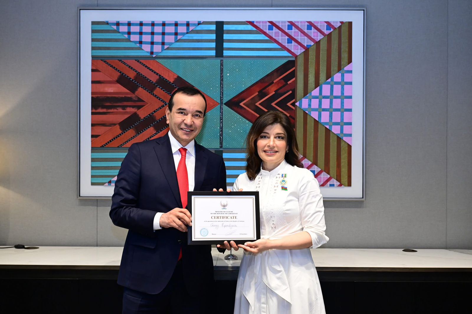 Günay Əfəndiyeva “Özbəkistanın Mədəniyyət Elçisi” ünvanı və  medalı ilə təltif edilib
