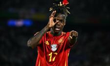 İspaniya klubu futbolçusu ilə müqavilə müddətini uzadıb