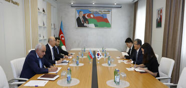 Kəmaləddin Heydərov Koreya səfiri ilə görüşüb
