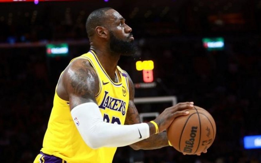 Əfsanəvi basketbolçu klubundan ayrıla bilər