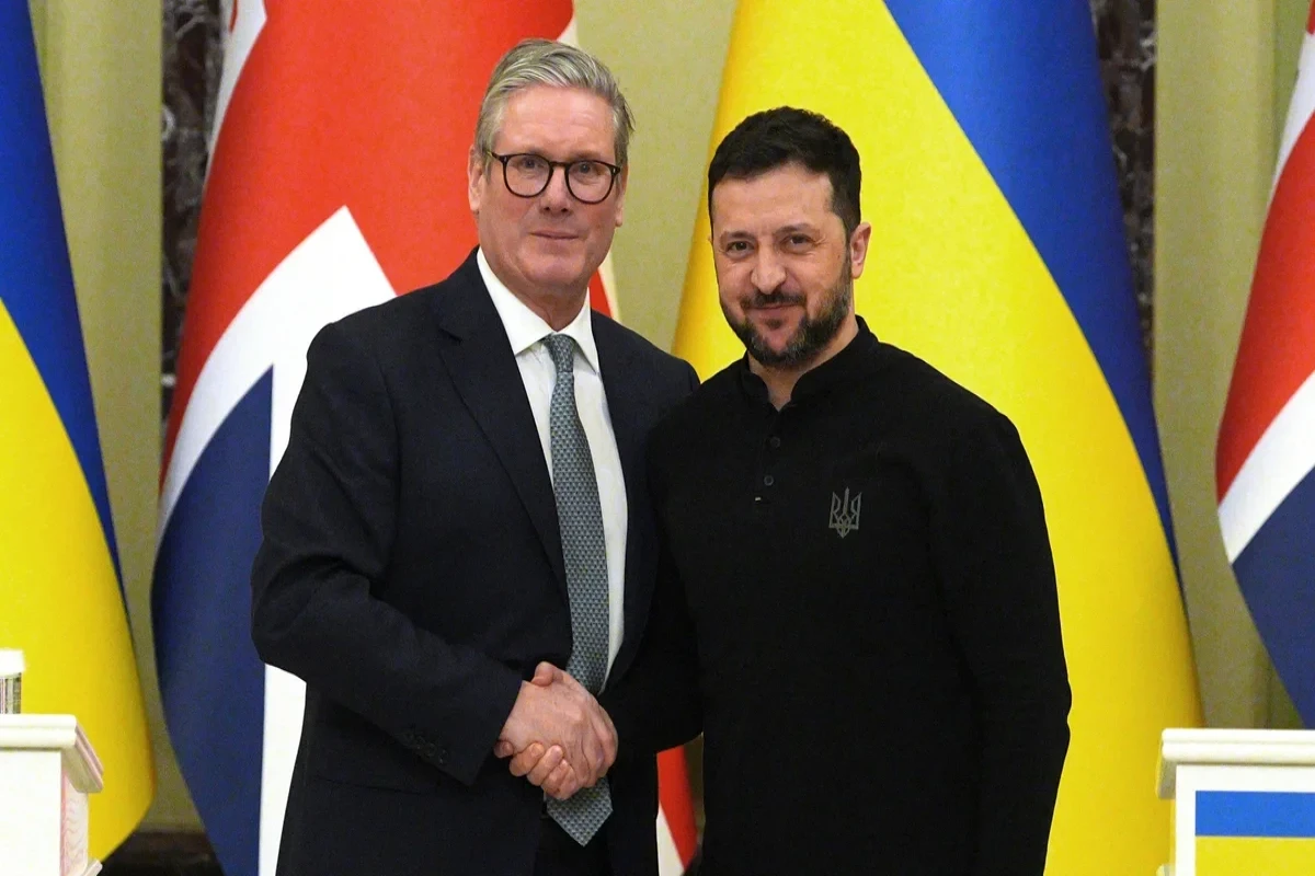 Zelenski Britaniya lideri ilə dron istehsalını müzakirə edib