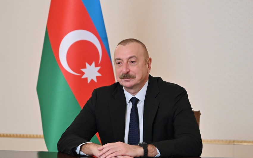 İlham Əliyevin "X" sosial şəbəkə hesabında Prezidentin BƏƏ-yə səfəri ilə bağlı paylaşım edilib