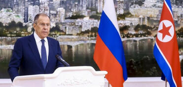 Lavrov Şimali Koreyaya səfər edib