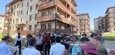 Əcnəbi səyyahlar Cəbrayıl şəhərinə gəlib - FOTO