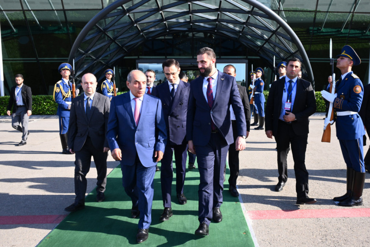 Əhməd Əl Şaraanın Azərbaycana səfəri başa çatıb