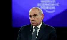 Paşinyan Fransaya gedib