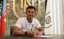 "Neftçi" daha bir futbolçunun transferini açıqlayıb