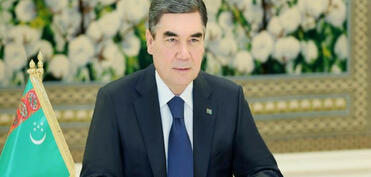 Qurbanqulu Berdiməhəmmədov Azərbaycana səfərə gəlib