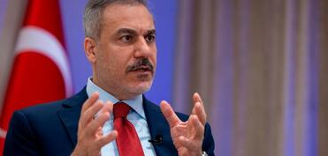 Hakan Fidan Suriyadakı münaqişələrə qısa zamanda son qoymağa çağırıb